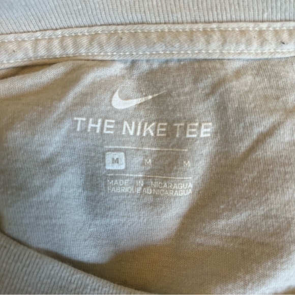 CLOSING SALE! 
Nike | Los Angeles Rams Logo Fan T-Shirt - Picture 2 of 5